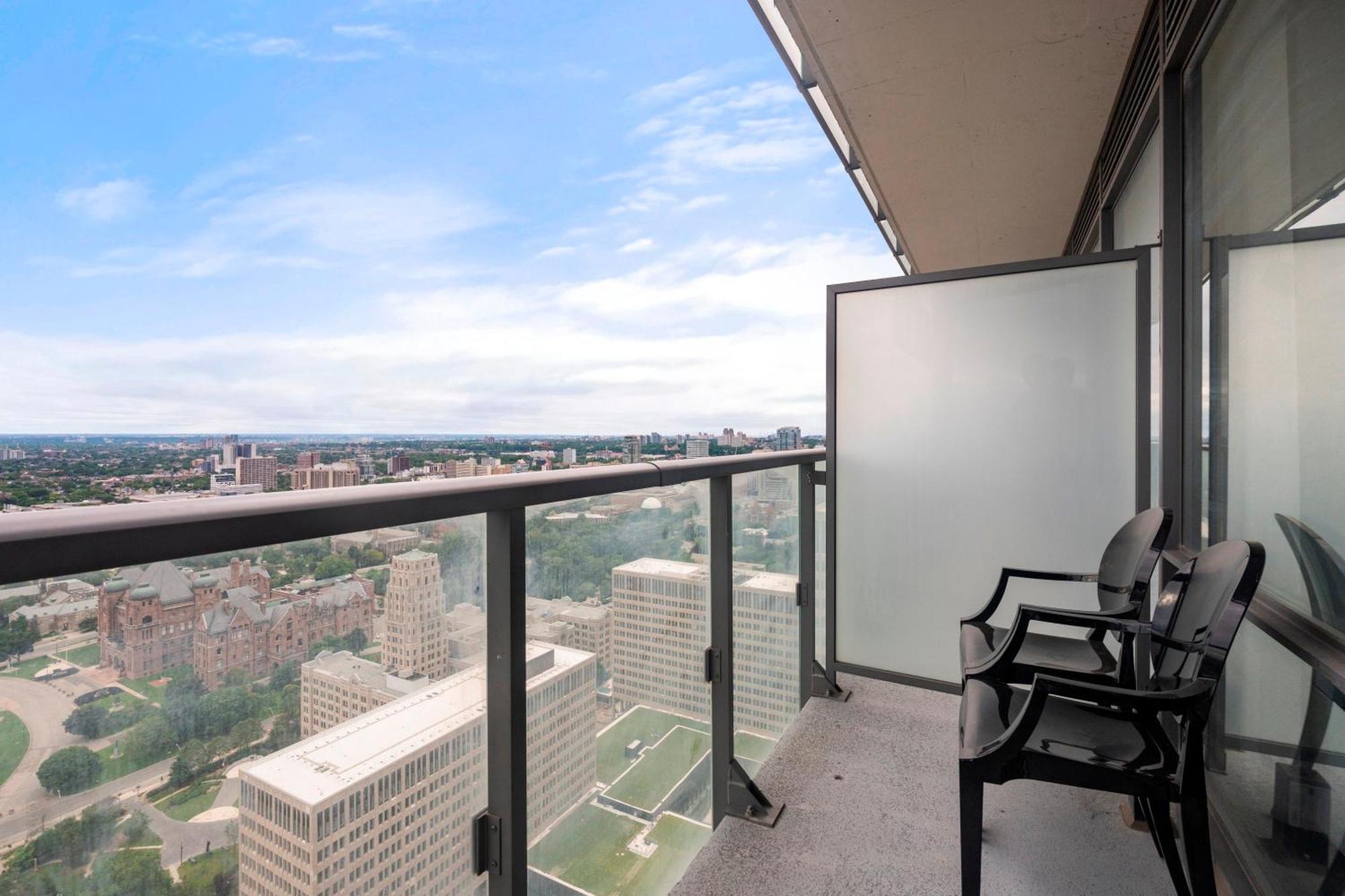 Globalstay. Burano Condos In Downtown Toronto Luaran gambar