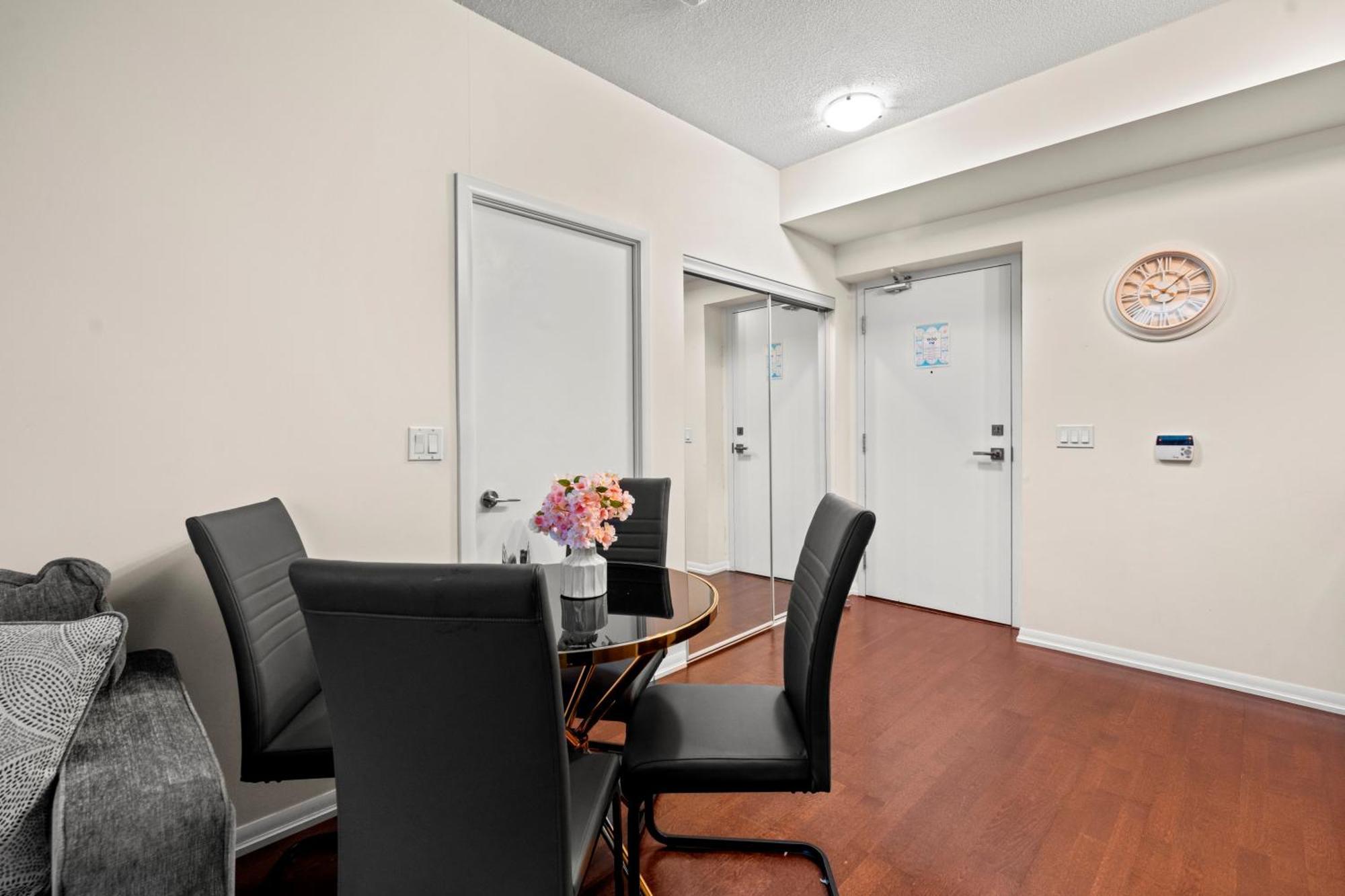 Globalstay. Burano Condos In Downtown Toronto Luaran gambar