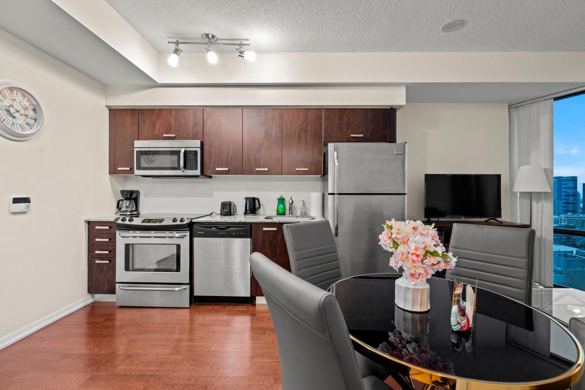 Globalstay. Burano Condos In Downtown Toronto Luaran gambar