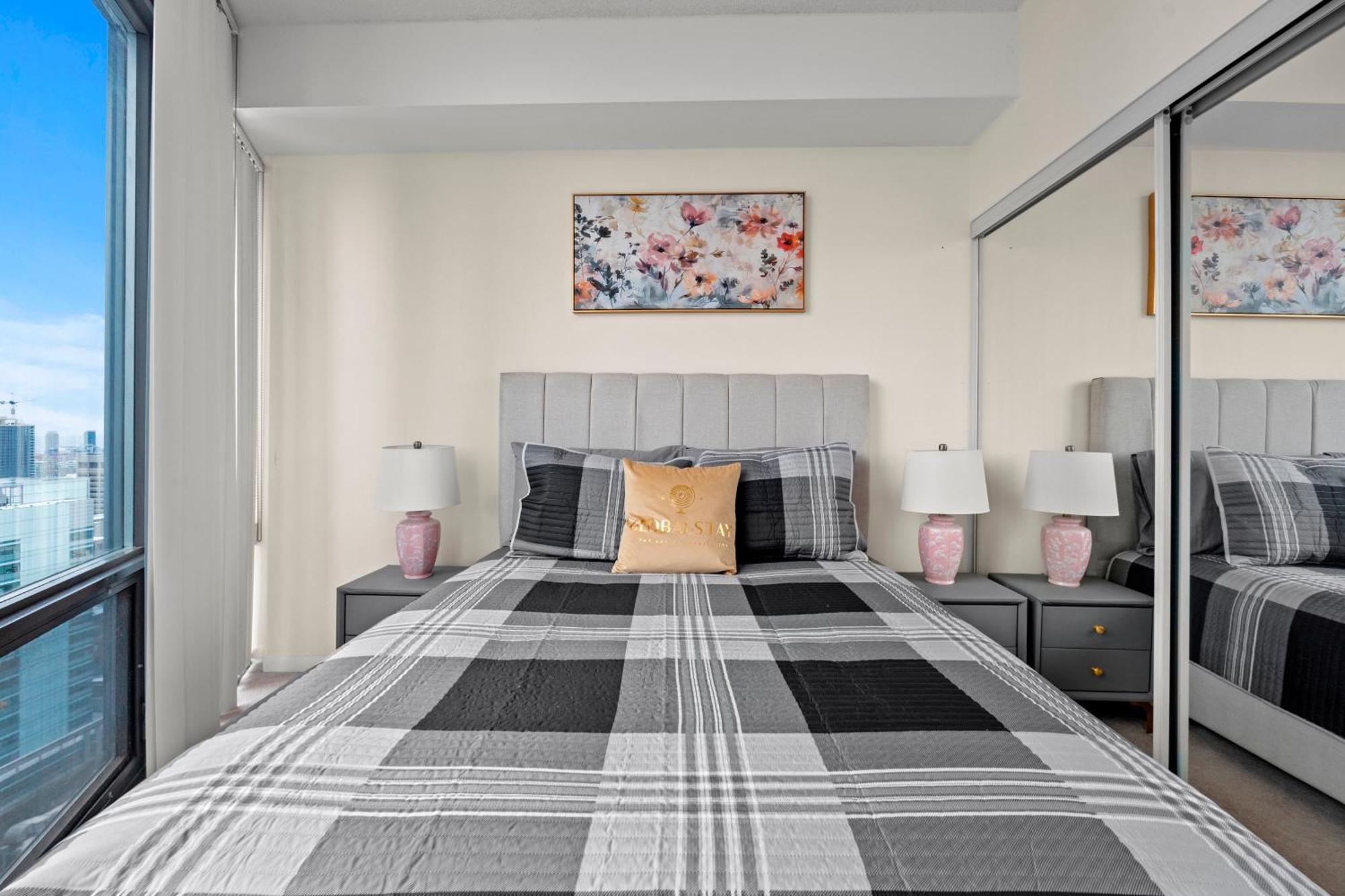 Globalstay. Burano Condos In Downtown Toronto Luaran gambar